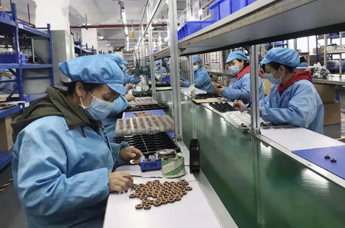 五一，致敬最美勞動者 智能化清潔機械與設(shè)備的革新力量